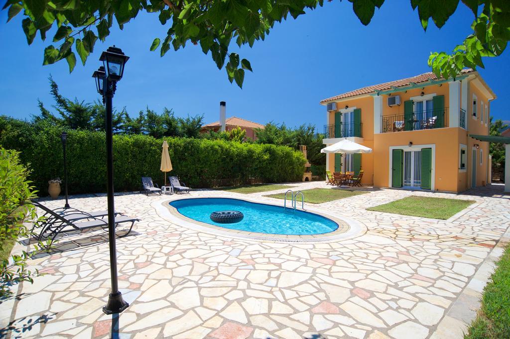 Iliachtides Villas Karavomylos Exterior photo
