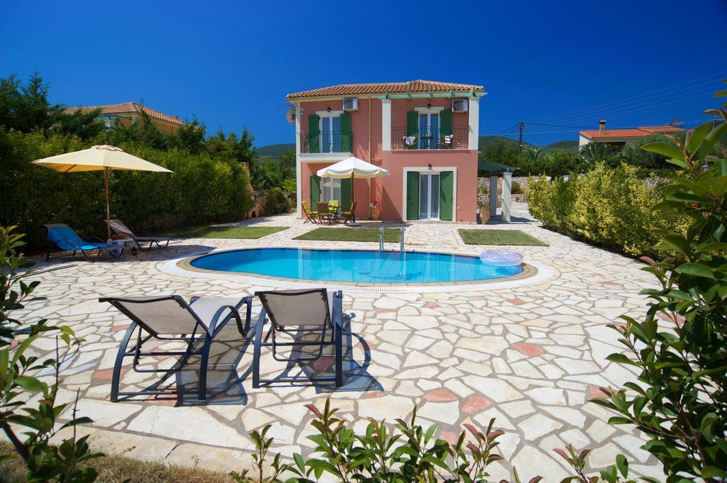 Iliachtides Villas Karavomylos Room photo